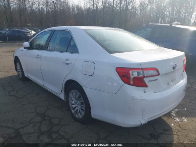 4T1BD1FK5EU100232 Toyota Camry Hybrid Le