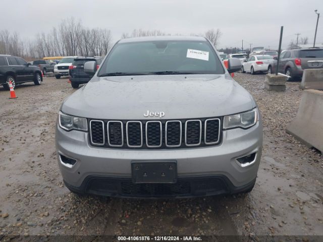 1C4RJFAG4JC457817 Jeep Grand Cherokee Laredo 4x4
