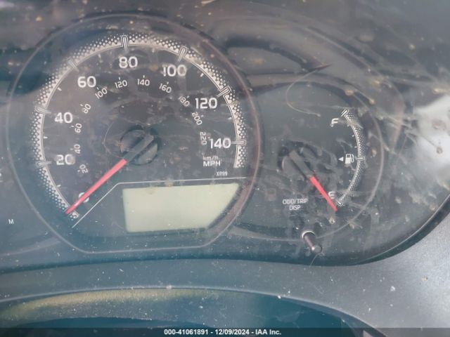 VNKKTUD31GA060893 Toyota YARIS LE