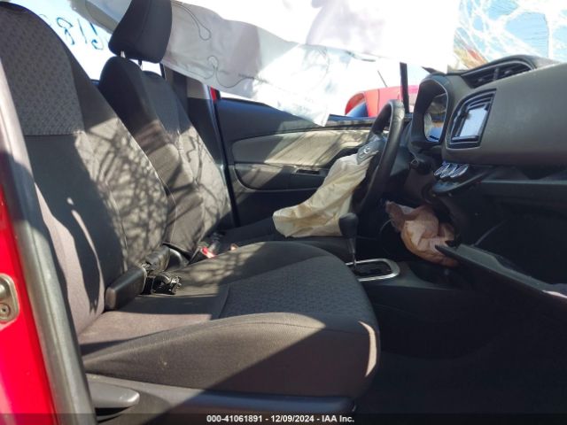 VNKKTUD31GA060893 Toyota YARIS LE