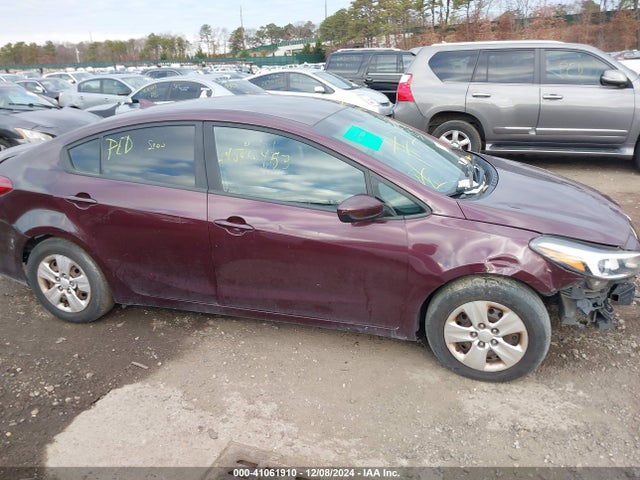 KIA FORTE LX 2018 3KPFK4A78JE268276 Image 12