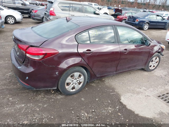 KIA FORTE LX 2018 3KPFK4A78JE268276 Image 4