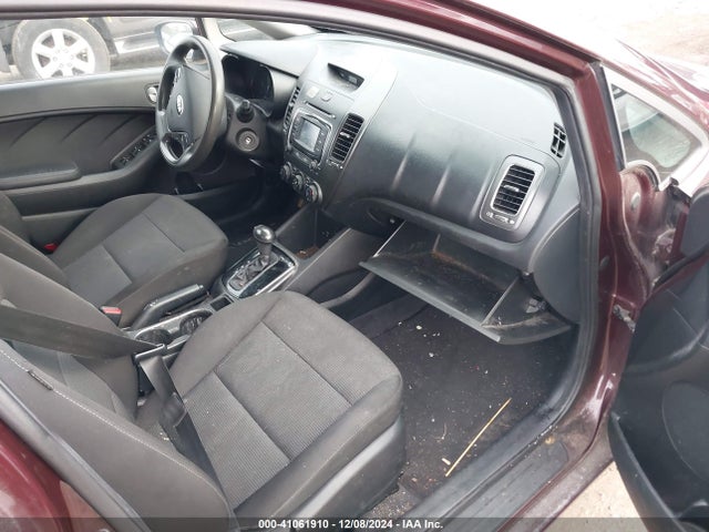KIA FORTE LX 2018 3KPFK4A78JE268276 Image 5