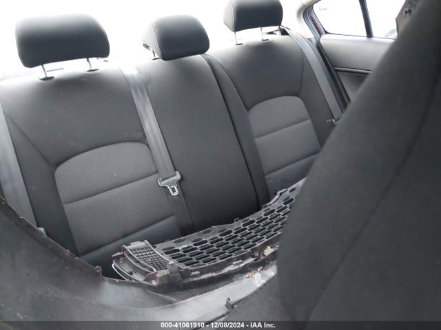 KIA FORTE LX 2018 3KPFK4A78JE268276 Image 8