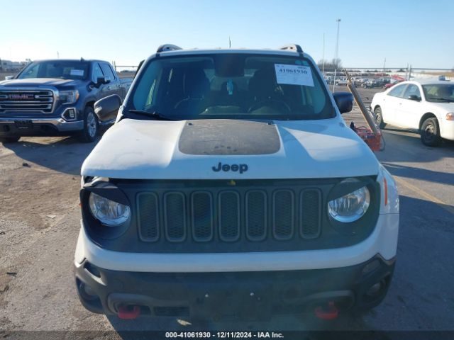 ZACCJBCT8FPB80889 Jeep Renegade Trailhawk