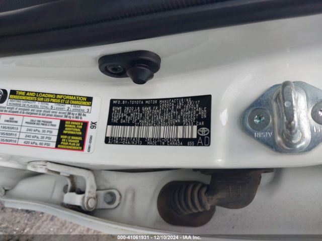 2T1BURHE4JC965372 Toyota COROLLA L