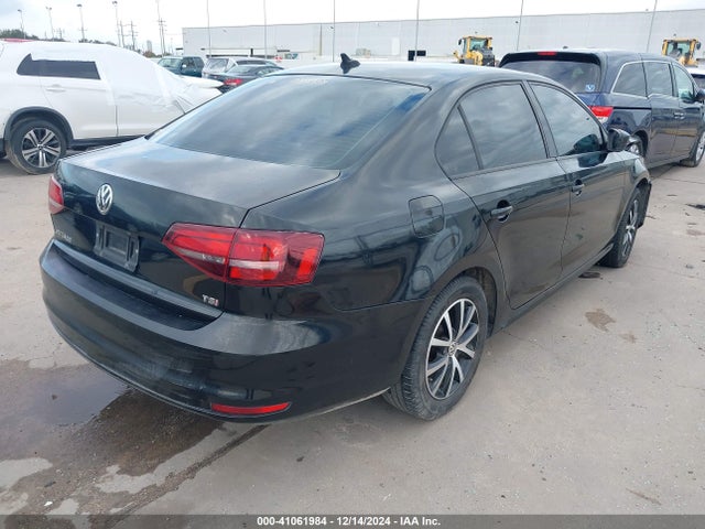 3VWD67AJ9GM257579 Volkswagen Jetta 1.4t Se