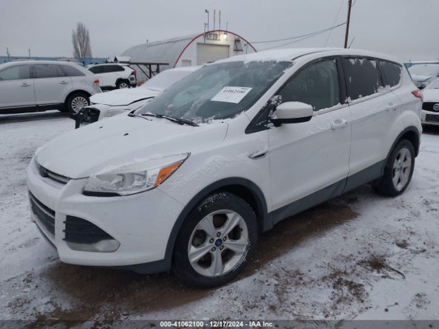1FMCU0G99FUC45379 Ford ESCAPE SE