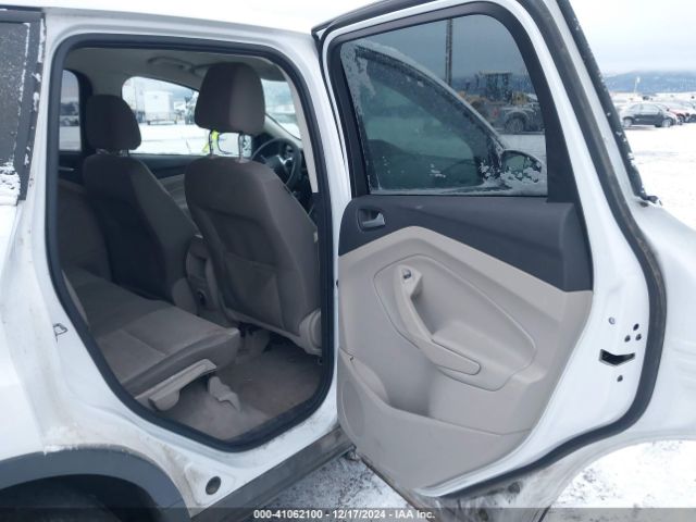 1FMCU0G99FUC45379 Ford ESCAPE SE