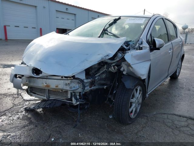 2012 TOYOTA PRIUS C JTDKDTB34C1017369 Photo 5