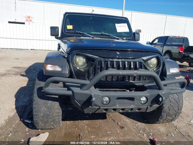 1C4HJXDG5KW677366 Jeep Wrangler Unlimited Sport S 4x4