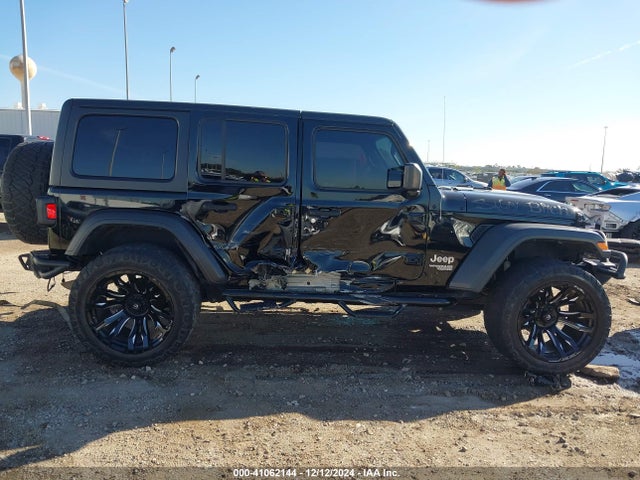 1C4HJXDG5KW677366 Jeep Wrangler Unlimited Sport S 4x4