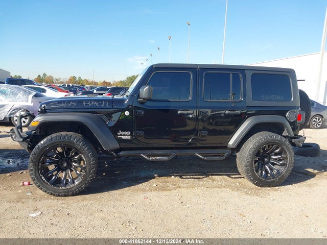 1C4HJXDG5KW677366 Jeep Wrangler Unlimited Sport S 4x4