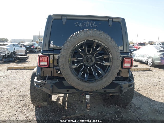 1C4HJXDG5KW677366 Jeep Wrangler Unlimited Sport S 4x4