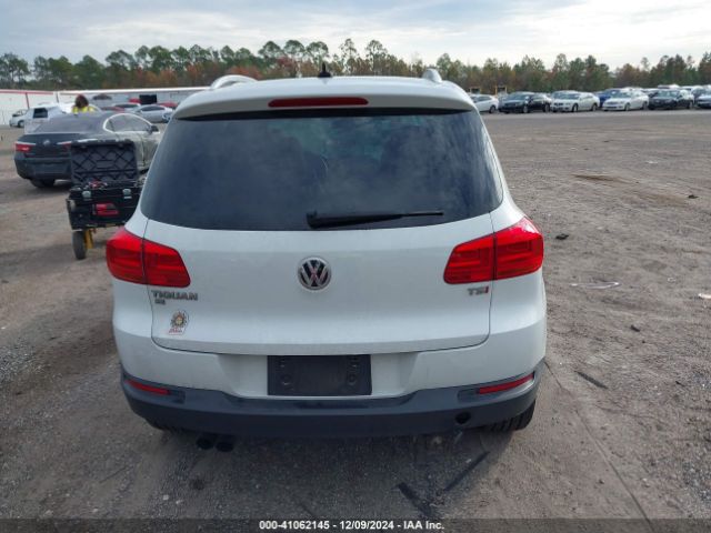 WVGAV7AX8GW610340 Volkswagen TIGUAN SE