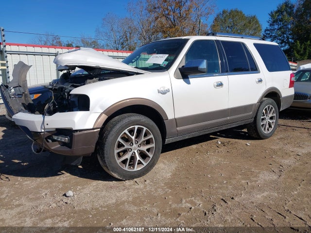 Ford Expedition King Ranch 2015 1FMJU1HT8FEF23416 Image 2