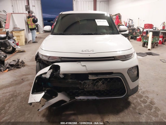 KIA SOUL LX 2022 KNDJ23AU6N7834578 Image 13