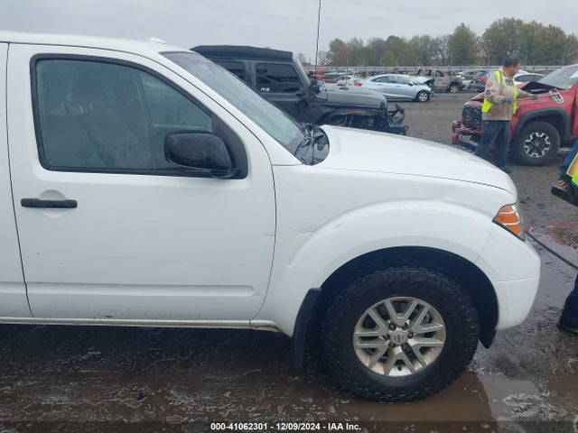 Nissan Frontier Sv 2015 1N6AD0EV8FN752731 Image 17