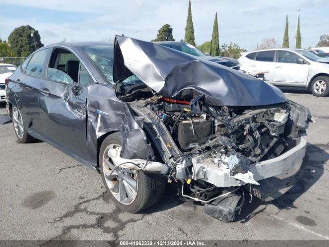 JHMZC5F39JC003152 Honda Clarity Plug-in Hybrid Touring