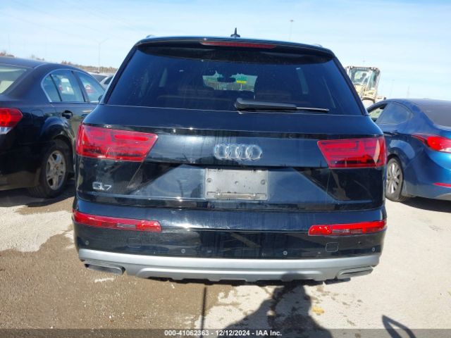 WA1AHAF70KD020603 Audi Q7 45 Premium/45 Se Premium