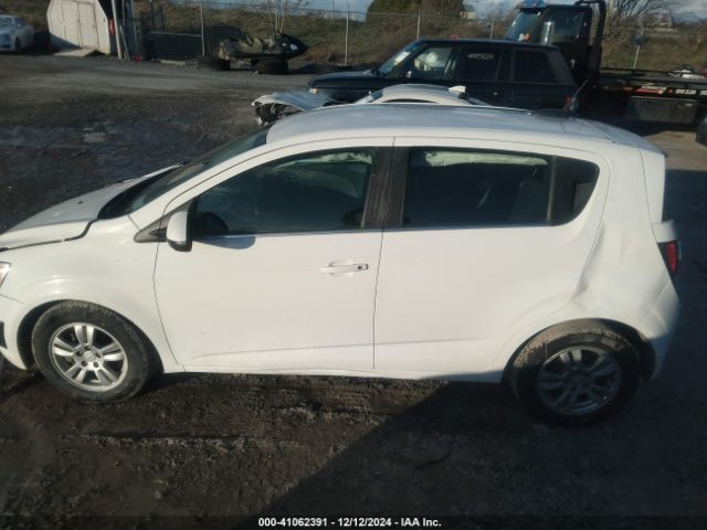 1G1JC6SG4F4205906 Chevrolet Sonic Lt Auto