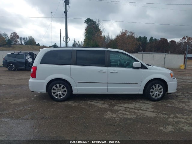 2C4RC1BG9FR570981 Chrysler Town & Country Touring