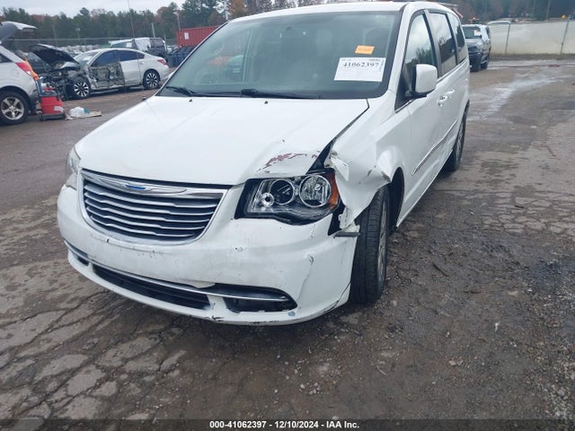2C4RC1BG9FR570981 Chrysler Town & Country Touring