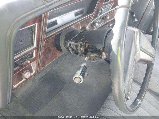 1981 OLDSMOBILE DELTA 88 1G3AN69YXBX132145 Photo 5