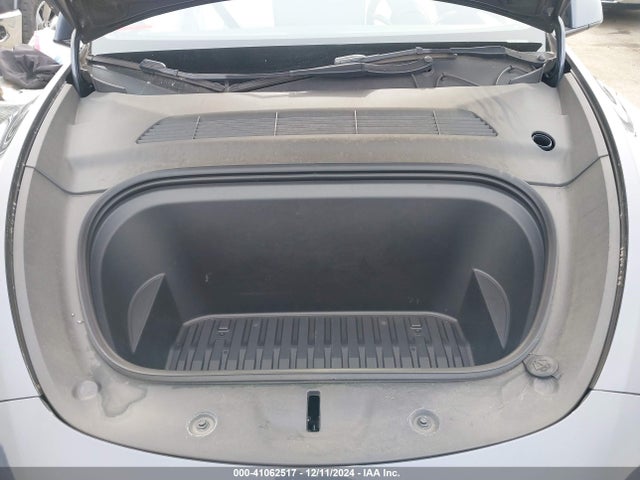 2023 TESLA MODEL Y 7SAYGDEE0PF884546 Photo 9