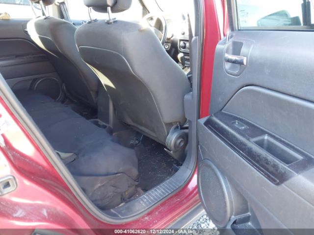 1C4NJPBA2FD220002 Jeep Patriot Altitude Edition
