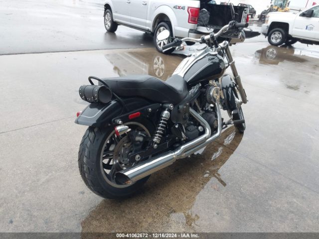 2010 HARLEY-DAVIDSON FXDWG 1HD1GP41XAC318928 Photo 3