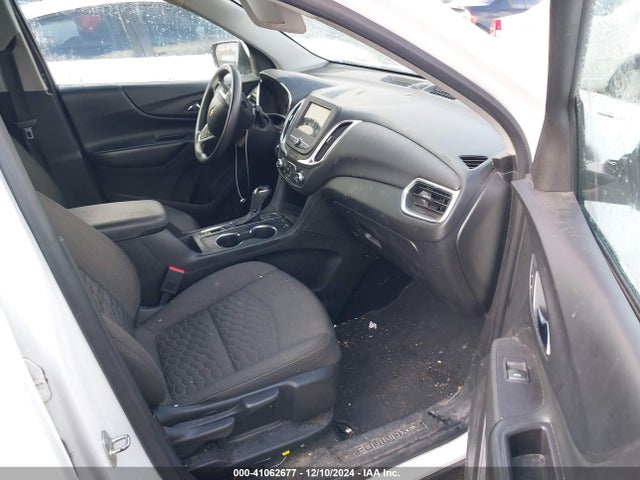Chevrolet EQUINOX LT 2019 2GNAXUEV3K6245470 Image 5