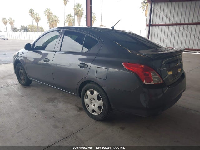 3N1CN7AP5FL831205 Nissan Versa 1.6 S+