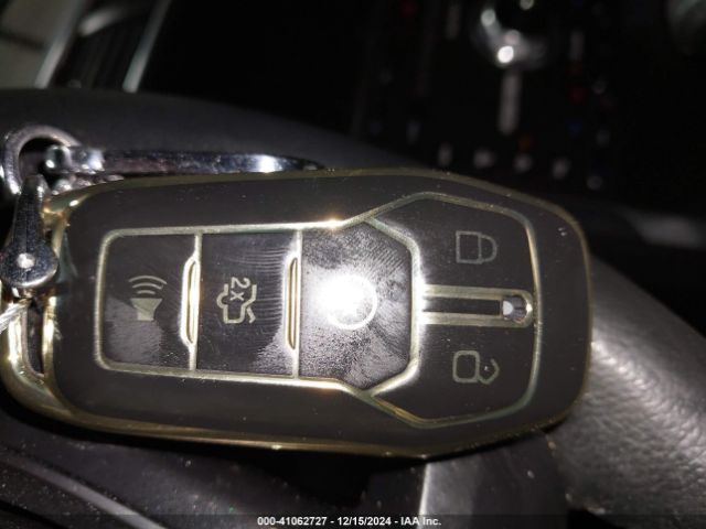 1FM5K8F81HGC93823 Ford Explorer Limited