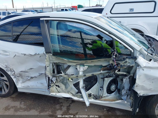 Subaru Legacy Limited 2023 4S3BWAM66P3012464 Image 13