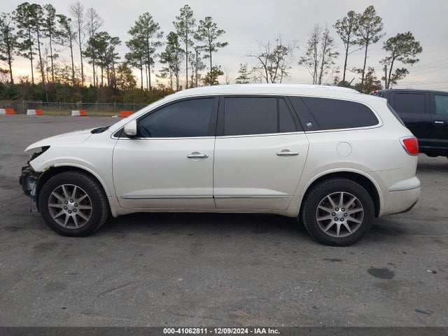 Buick Enclave Leather 2015 5GAKRBKD7FJ148838 Image 14