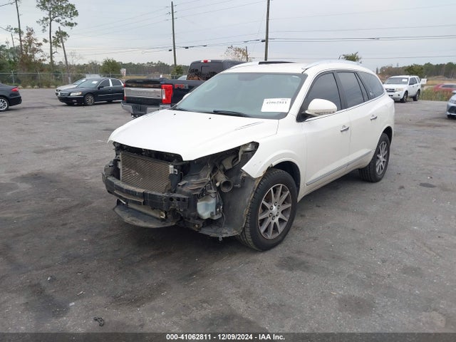 Buick Enclave Leather 2015 5GAKRBKD7FJ148838 Image 2