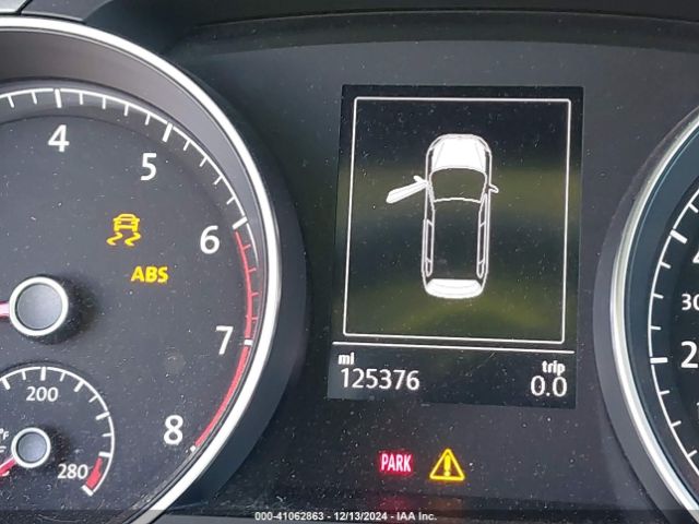 3VW017AU3HM528645 Volkswagen Golf Sportwagen Tsi S