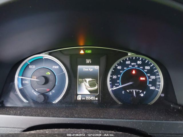 4T1BD1FK4FU164201 Toyota Camry Hybrid Le