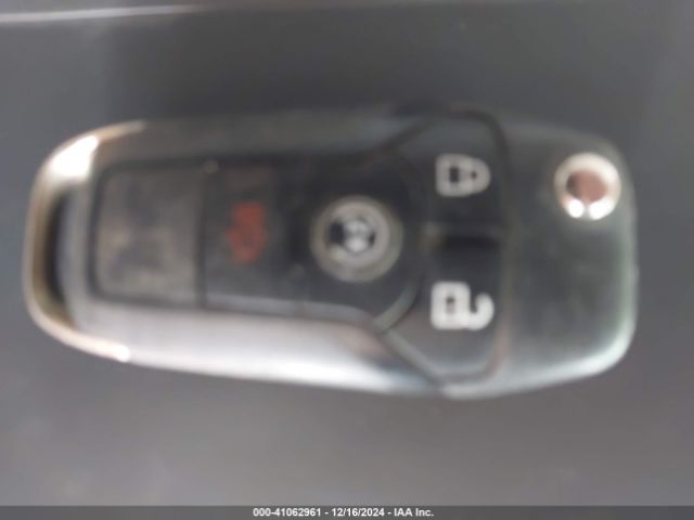 1FMCU0F75KUB57102 Ford ESCAPE S