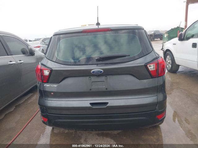 1FMCU0F75KUB57102 Ford ESCAPE S
