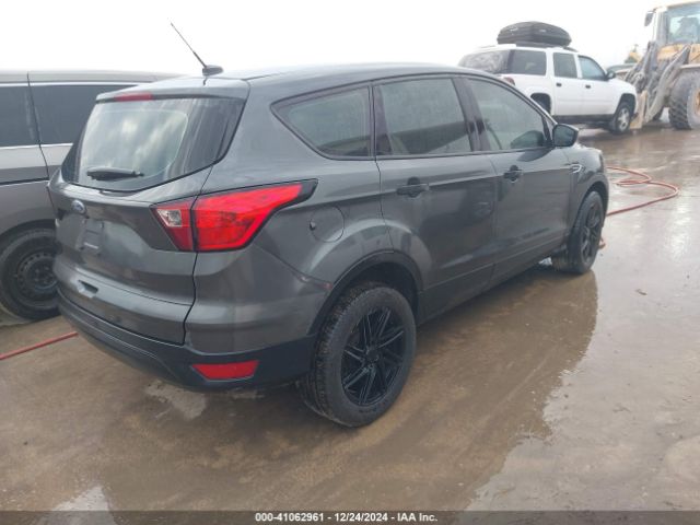 1FMCU0F75KUB57102 Ford ESCAPE S