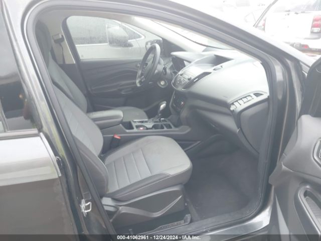 1FMCU0F75KUB57102 Ford ESCAPE S