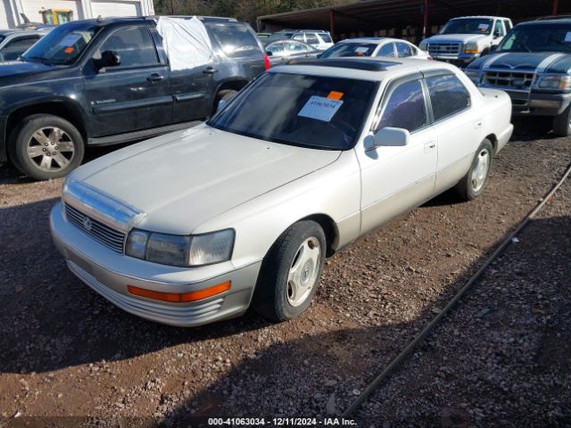 1992 LEXUS LS JT8UF11E5N0122181 Photo 1