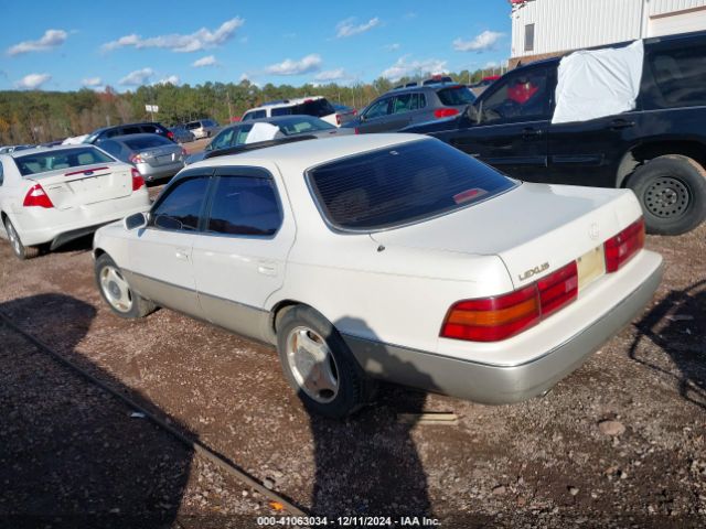 1992 LEXUS LS JT8UF11E5N0122181 Photo 2