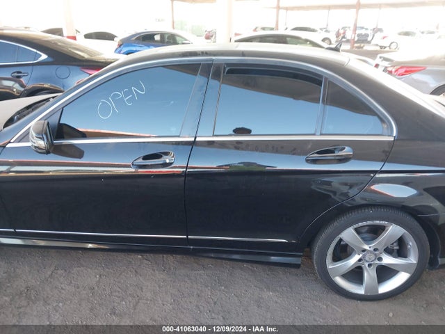 WDDGF4HB7EA966752 Mercedes-Benz C-class C 250 Sport/luxury