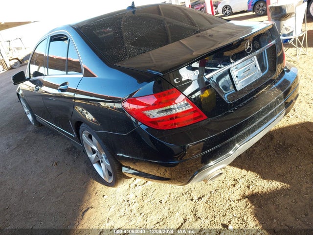 WDDGF4HB7EA966752 Mercedes-Benz C-class C 250 Sport/luxury