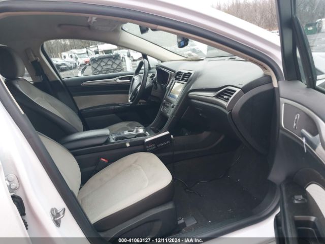 3FA6P0HD9LR134528 Ford FUSION SE