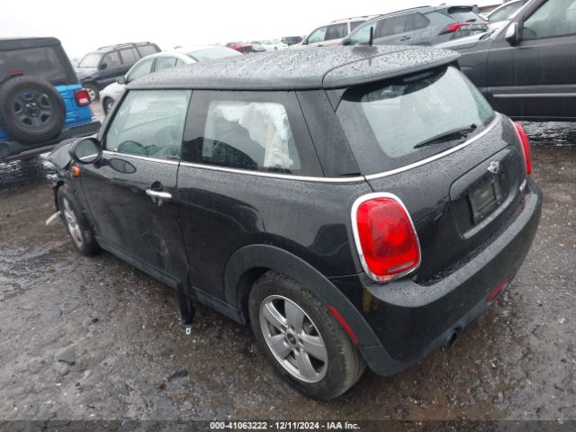 WMWXP5C57H3C63921 Mini Hardtop Cooper