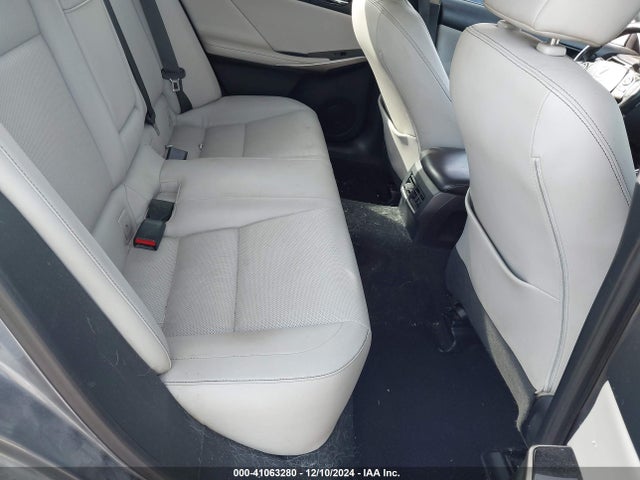 Lexus IS 250 2015 JTHBF1D26F5077457 Image 8